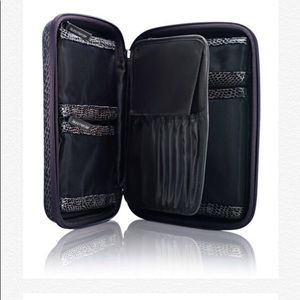 Laura Mercier Makeup Artist Portfolio/Case